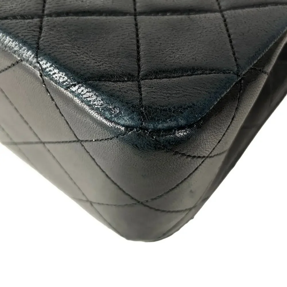 CHANEL single flap